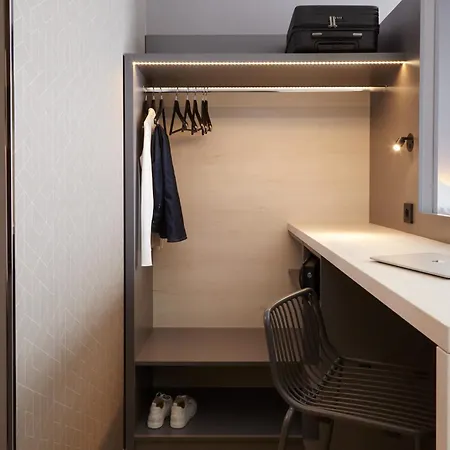 Apartmanhotel Candlewood Airport By Ihg