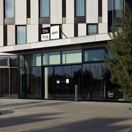 Candlewood Airport By Ihg 3*