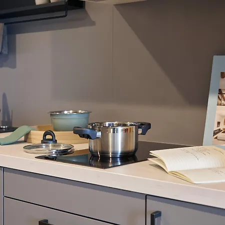 Candlewood Airport By Ihg Apartmanhotel 3*