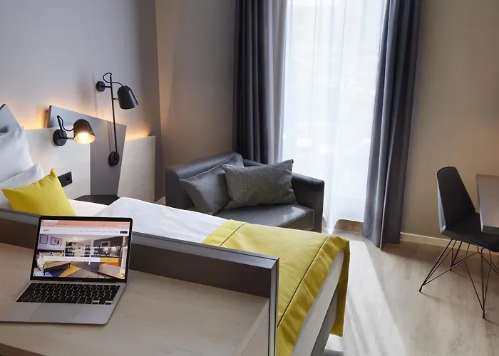Candlewood Airport By Ihg Apart Otel 3*