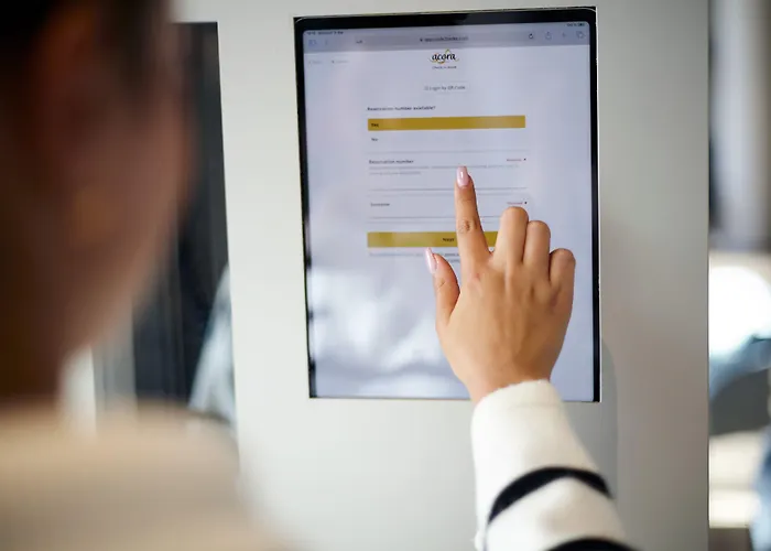 Candlewood Airport By Ihg