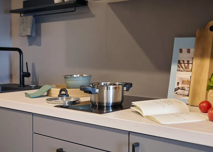 Candlewood Airport By Ihg Aparthotel 3*