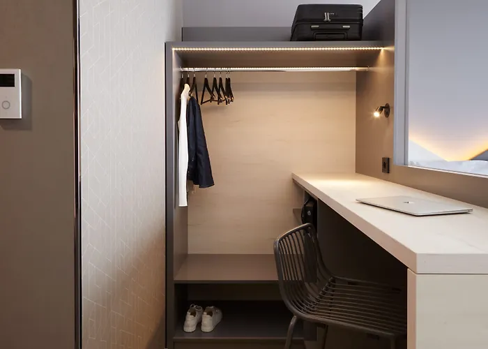 Apart-hotel Candlewood Airport By Ihg Düsseldorf