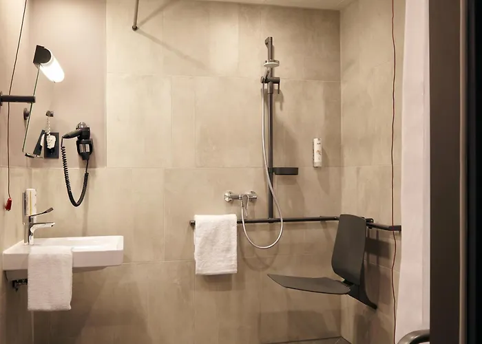 Candlewood Airport By Ihg דיסלדורף