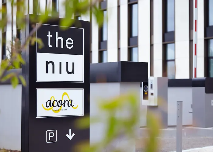 מלון דירות Candlewood Airport By Ihg דיסלדורף