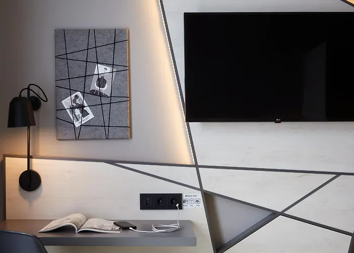 Apart Otel Candlewood Airport By Ihg